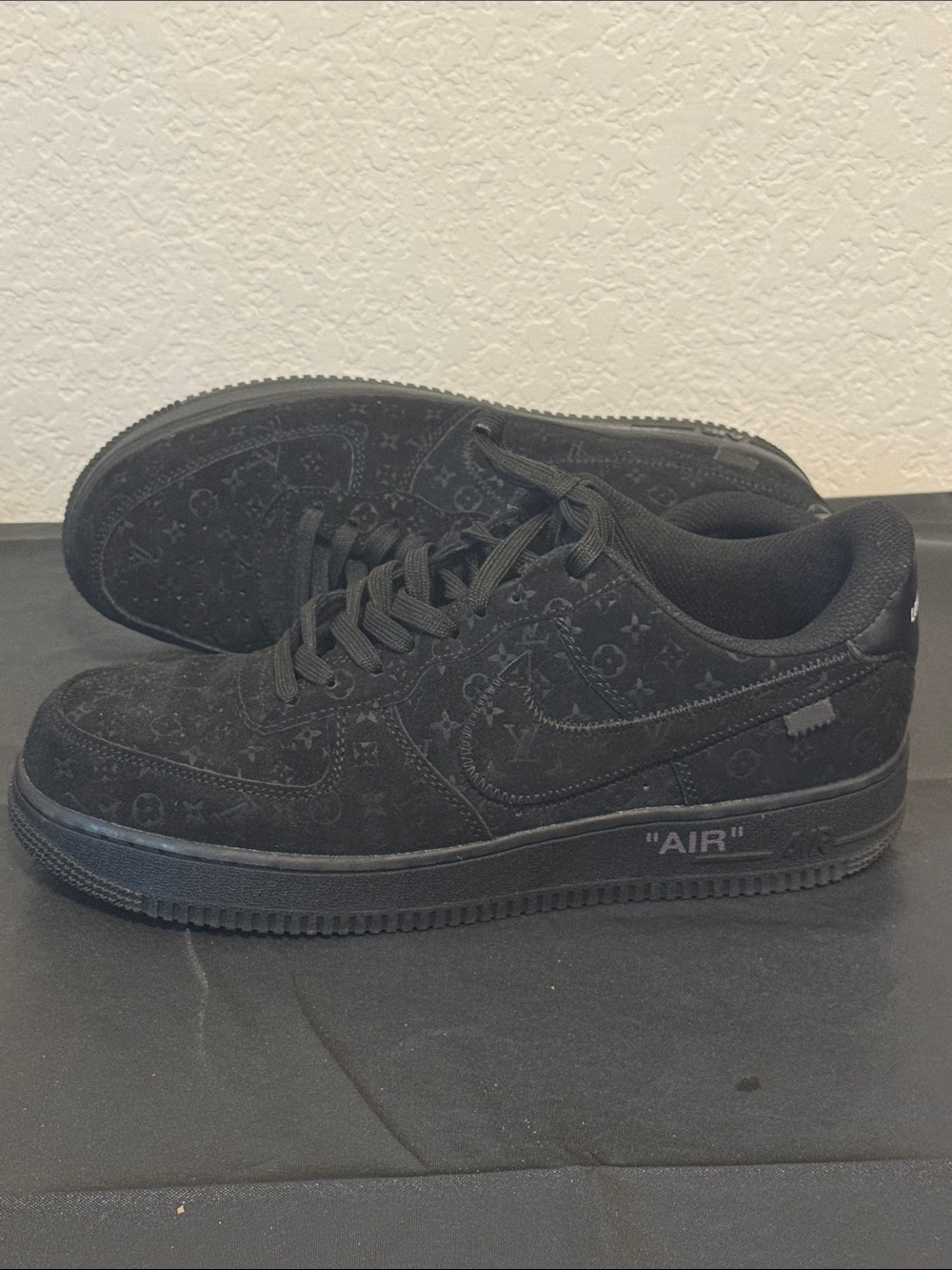 Louis Vuitton Black Low-Top Sneakers with White Logo